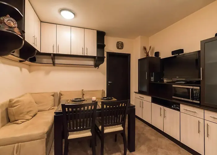 Charming, Fully-furnished, 2-bedroom By Flat Mаnager Apartment Bansko